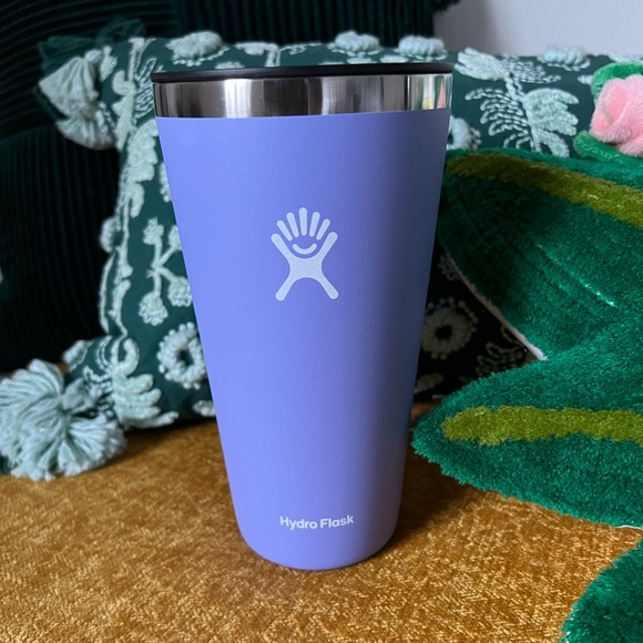 Hydroflask 28oz Tumbler w/ Large Press-In Straw Lid in Lupine - Picture 3 of 7